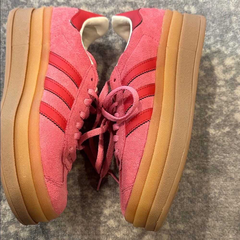 Kids adidas Pink gazelle Suede Sneakers with Red Stripes and Gum Sole size 4